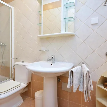 Drmate Milicica Vi بيت للعطل