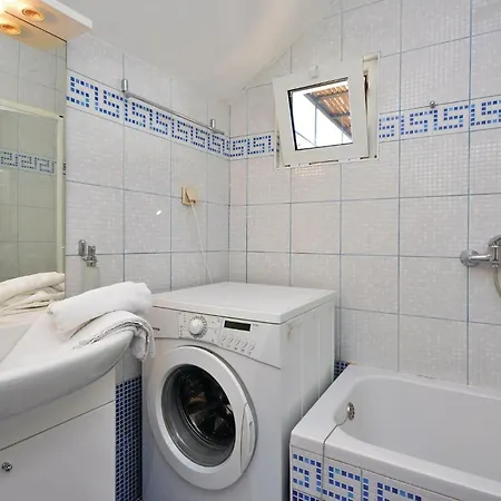 Drmate Milicica Vi هفار